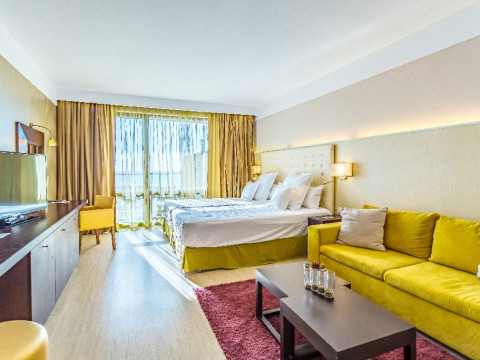 BARCELO ROYAL BEACH