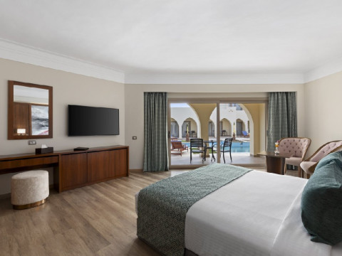 XANADU MAKADI BAY