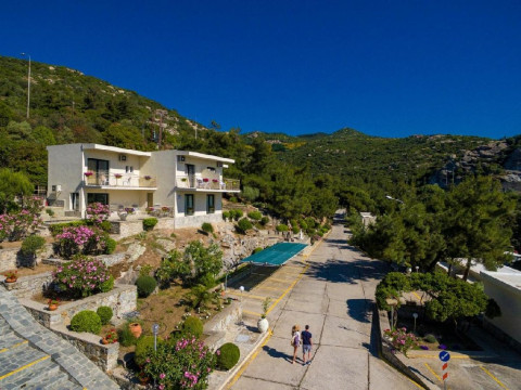 Tosca Beach Hotel