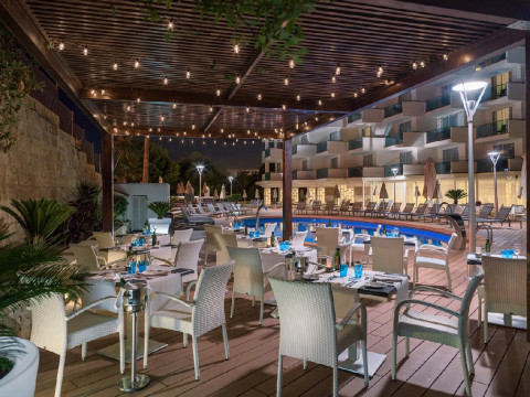 H10 Blue Mar (Adults Only +16 ani)
