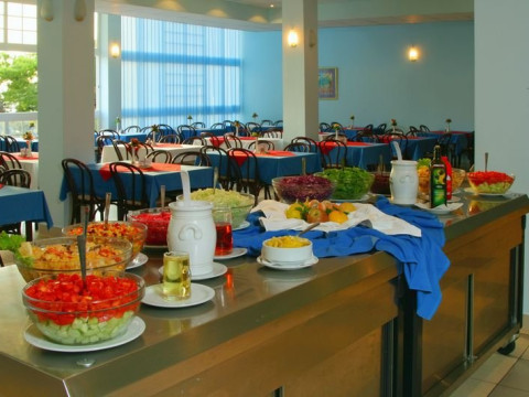 ADRIATIQ HOTEL LAGUNA (Makarska)