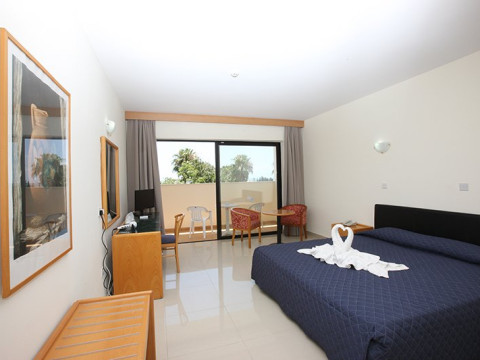 VERONICA HOTEL