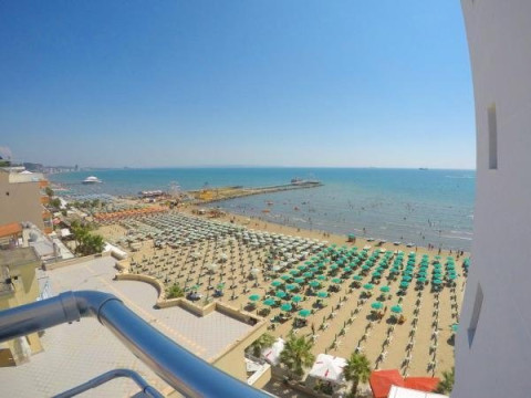 PERANDOR BEACH HOTEL