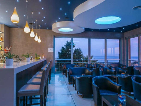 Blue Bay Suites