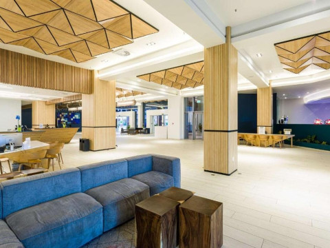 Sonesta Maho Beach Resort Casino And Spa 