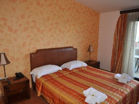 Tesoro Hotel (Nikiana) (F)