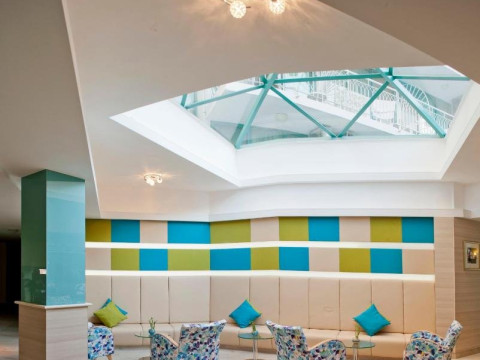 BORYANA - Hotel Renovat 2025