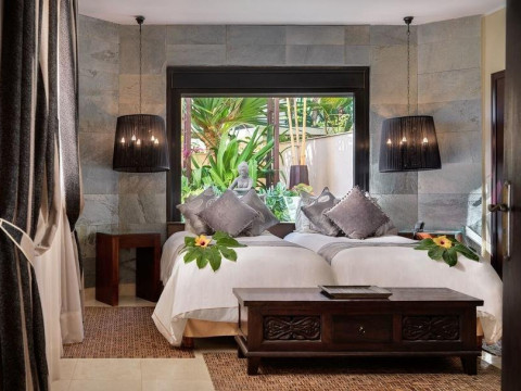 Royal Garden Villas 