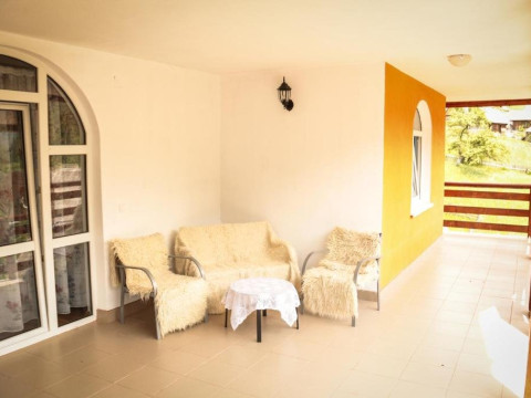 Casa Cristalina Dumy..