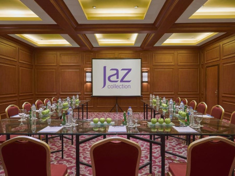 JAZ MIRABEL CLUB 
