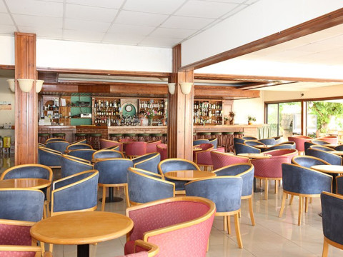 VERONICA HOTEL