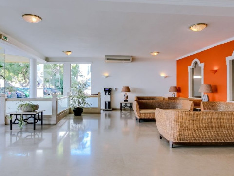 Atismar Hotel
