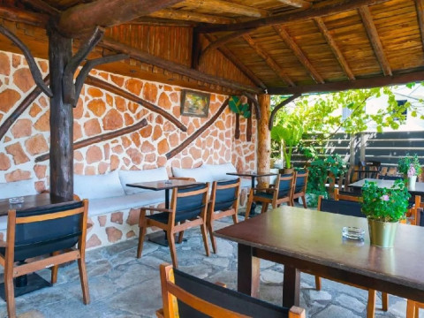 Esperia Hotel