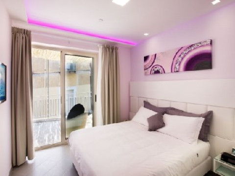 Tasso Suites