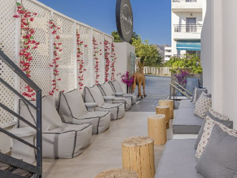 Cabana White Boutique Hotel and Suites