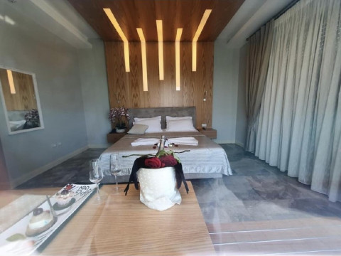 Hotel Grint (Durres-Golem)