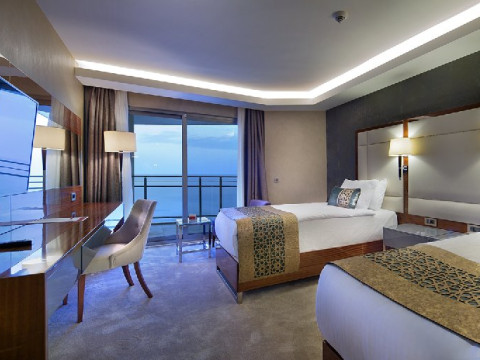 RAMADA RESORT BY WYNDHAM KUSADASI AND GOLF
