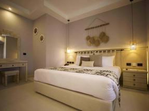 SUNRISE TUCANA RESORT