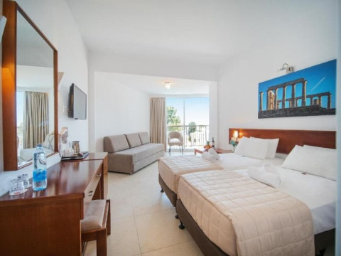 Avlida Hotel
