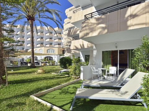 SOL LUNAMAR PALMANOVA APARTAMENTOS