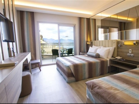 TURUNC PREMIUM HOTEL