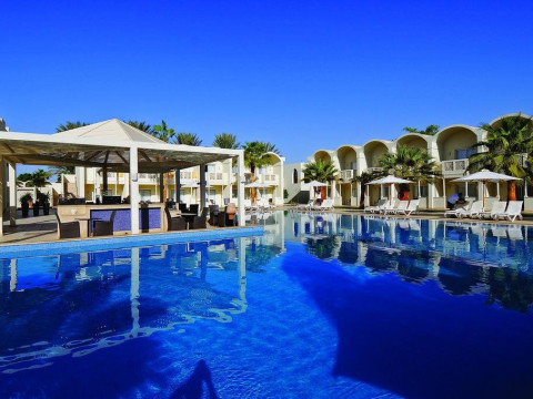 Reef Oasis Beach Resort
