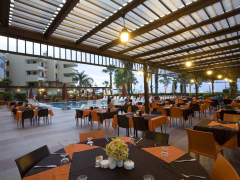 FAME BEACH HOTEL