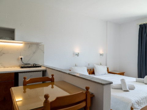 Miros Apartments