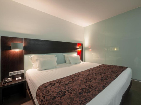 RR HOTEL DA ROCHA
