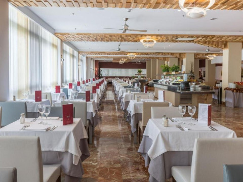Angela Hotel (Fuengirola)