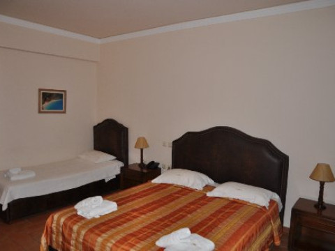 Tesoro Hotel (Nikiana) (F)