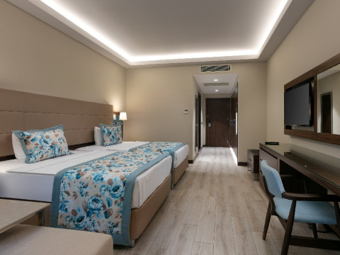 SEVEN SEAS HOTEL LIFE