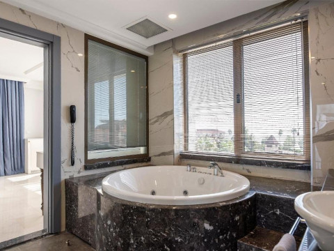 BLUE MARLIN DELUXE SPA RESORT