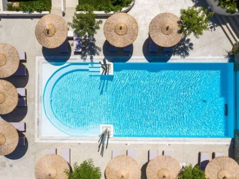 Crystal Waters Sapphire Hotel (F)