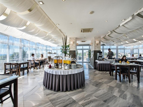 Velamar Boutique