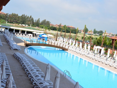 CLUB SIDE COAST HOTEL