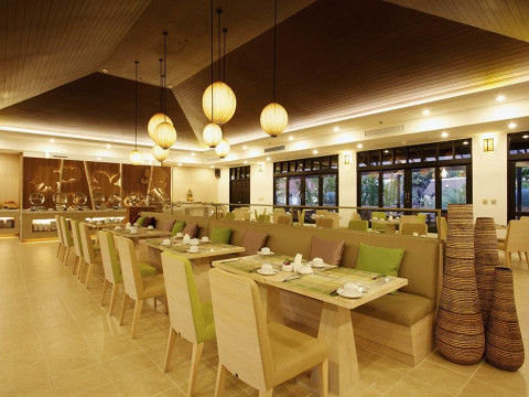 Centara Seaview Resort Khao Lak