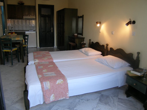 Elektra apts. Studios (Petra)