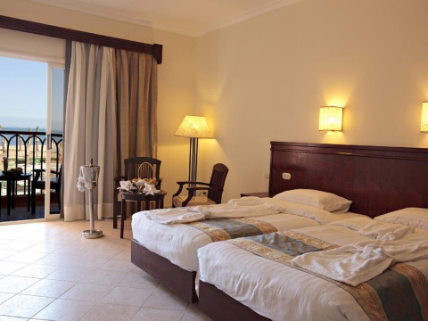 THREE CORNERS SUNNY BEACH RESORT