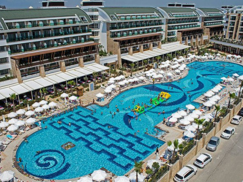 CRYSTAL WATERWORLD RESORT SPA