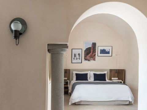 Istoria Hotel (Perivolos - Santorini)