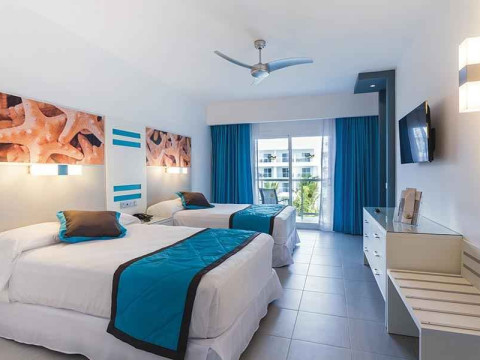 RIU REPUBLICA (adults only)