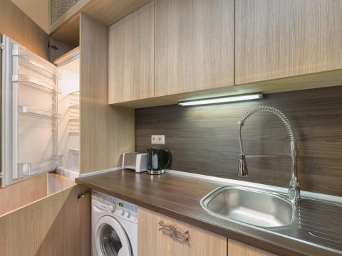 ARGISHT PARTEZ APARTMENT COMPLEX