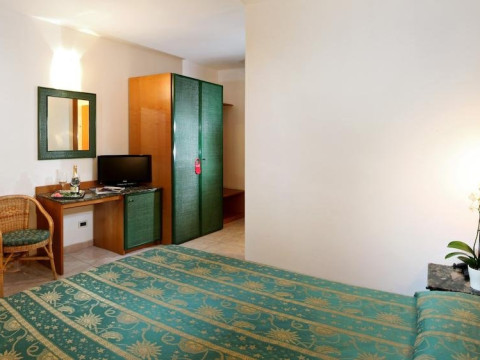 MEDITERRANEO (Pineta)