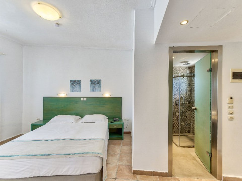 ECORESORT ZEFYROS (Agios Kiriko)