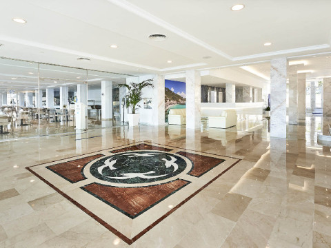 Globales Cala Vinas (Adults Only + 16)