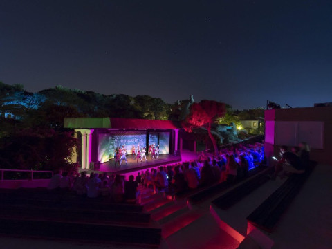 TURQUOISE HOTEL