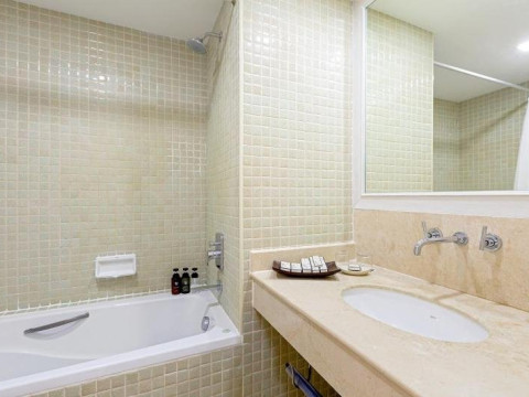 DUANGJITT RESORT AND SPA