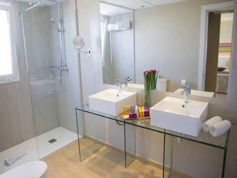 Alegria Style Plaza Paris Spa