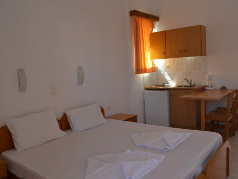 Alexandros Apartments (K)